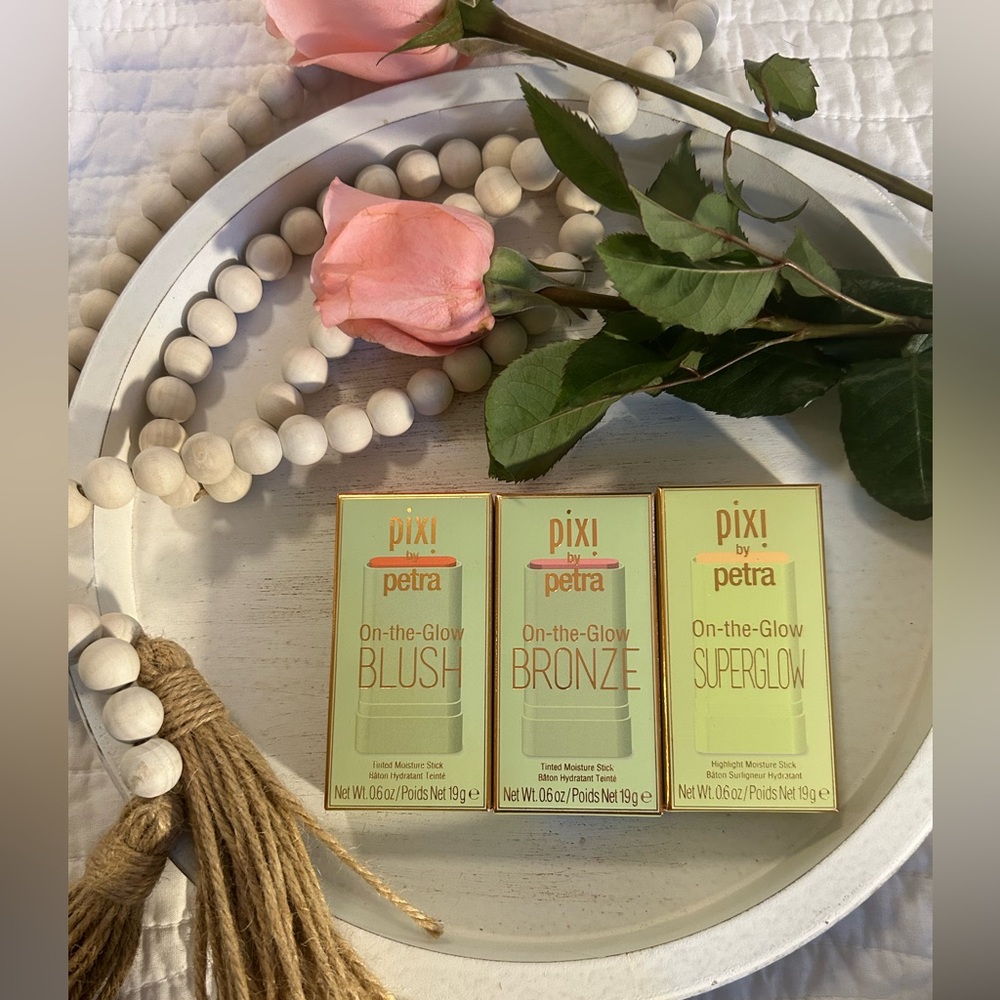 Pixi On-the-Glow Glow Trio • Blush + Bronze + Highlighter • Brand New in Box